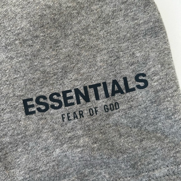 COPY - NWOT Essentials Sweatshorts - Picture 2 of 4